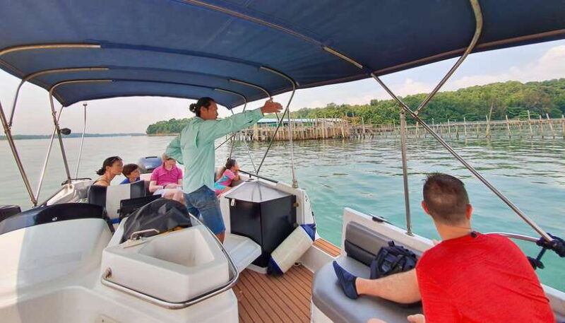 singapore-guided-boat-tour-and-kelong-fish-farm-visit