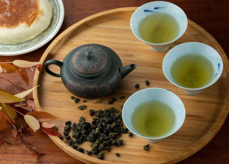sip-savor-%f0%9f%9a%a0-maokong-tea-shenkeng-tofu-private-day-tour