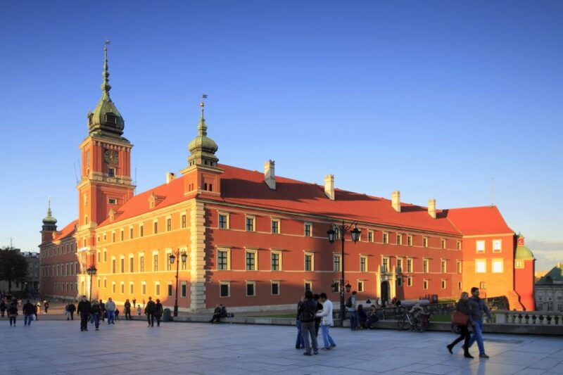 skip-the-line-warsaw-royal-castle-private-guided-tour-2