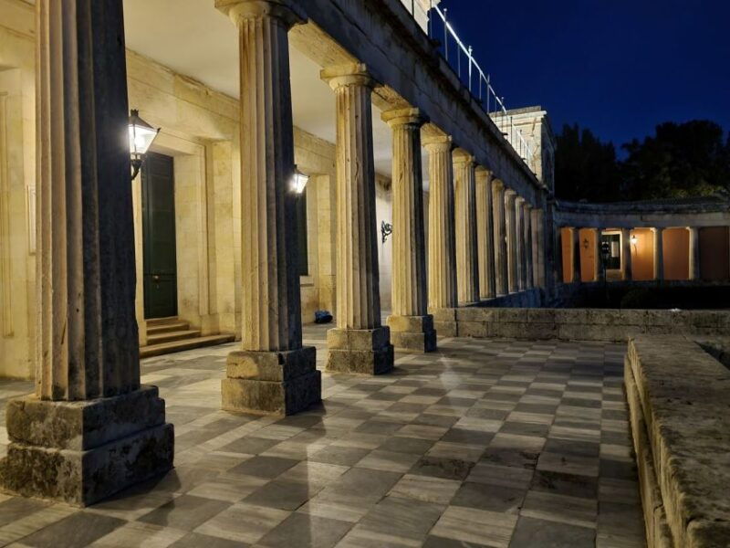 small-group-corfu-evening-walking-tour-with-a-glass-of-wine-3