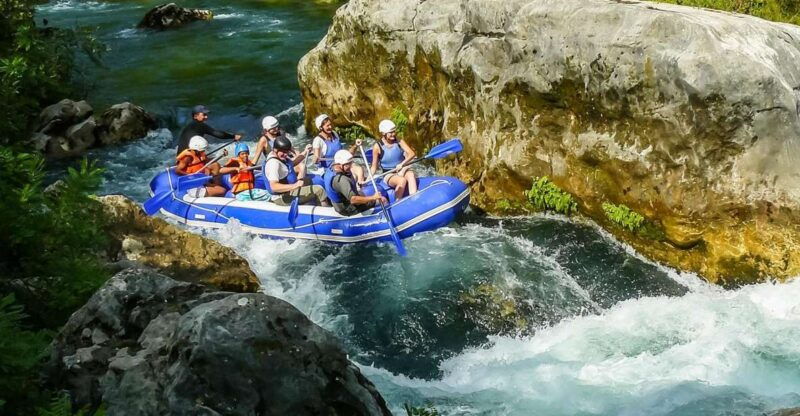 split-omis-cetina-river-rafting-with-cliff-jump-swimming