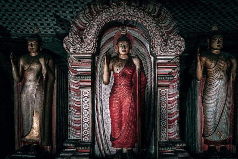 sri-lanka-ancient-wonders-sigiriya-kandy-dambulla-2-day