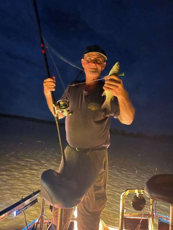 sri-lanka-fishing-tours-and-guided-bowfishing-fishing-carter