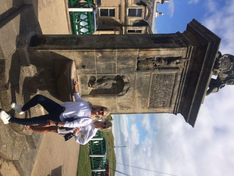 st-andrews-private-guided-walking-tour-for-future-students