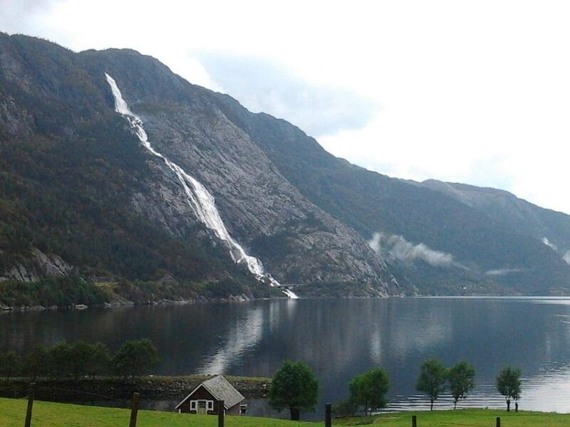 stavanger-5-day-fjords-of-norway-tour-with-accommodation