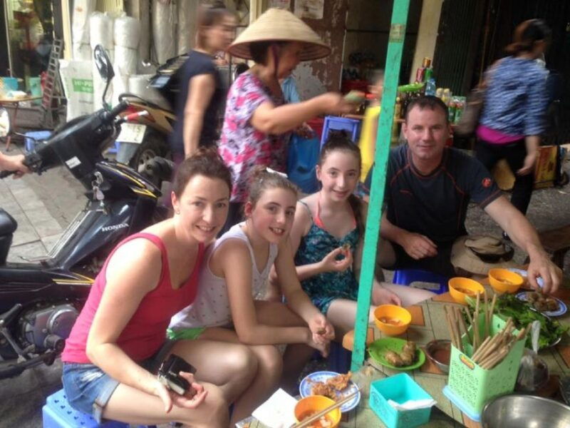 street-food-tour-hanoi-and-train-street-experience