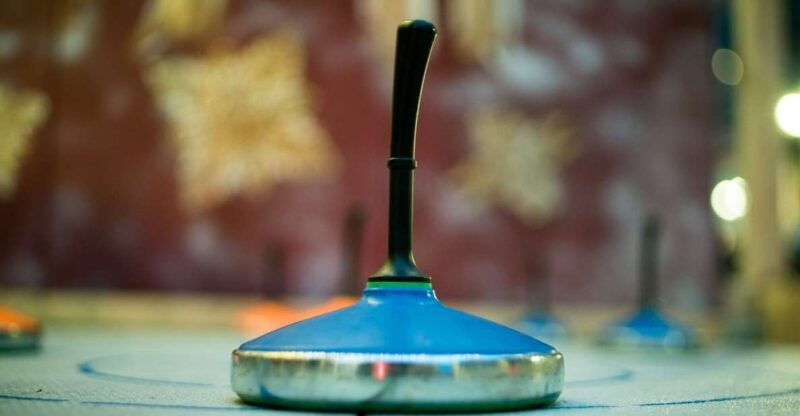 stuttgart-curling-rail-rental