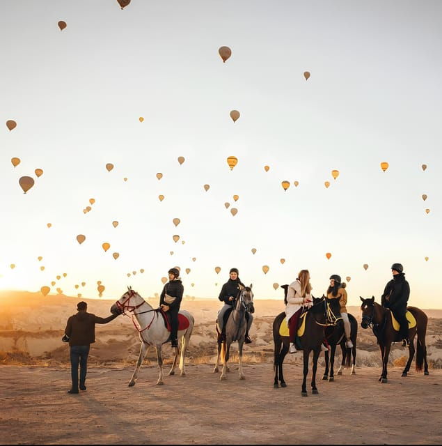 sunset-horseback-riding-experiance