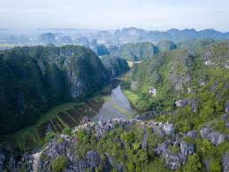 sunset-in-ninh-binh-by-jeep-trang-an-tam-coc-pick-up