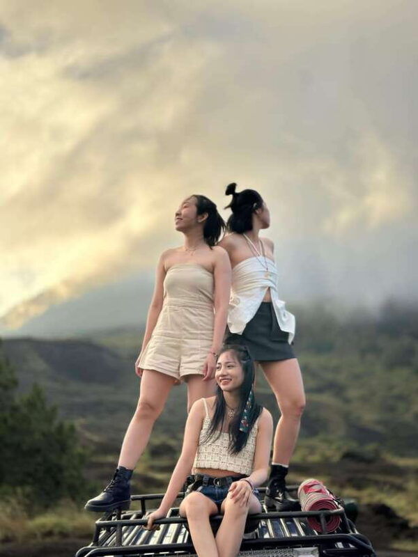 sunset-jeep-black-lava-black-sand-mount-batur