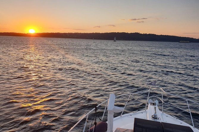 Sydney Harbour Side Restaurant Dinner and Twilight Cruise - Who Should Consider This Tour?