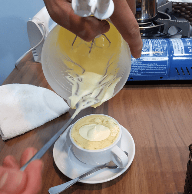tam-coc-daily-egg-coffee-class