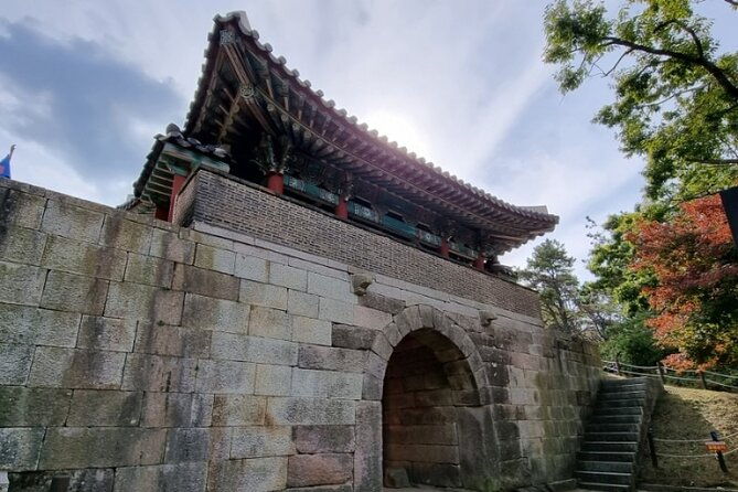 Temple Tour : Byeongpungam Seokbulsa Temple [Hiking+Cable car] - Why This Tour Is Worth It
