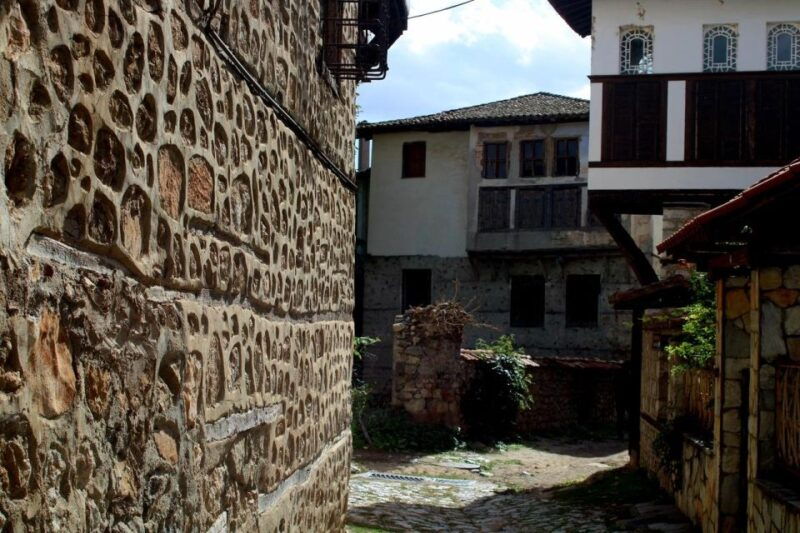 thessaloniki-small-group-day-trip-to-siatista-kastoria