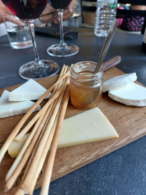 thessaloniki-small-group-wine-tasting-tour-with-appetizers-3