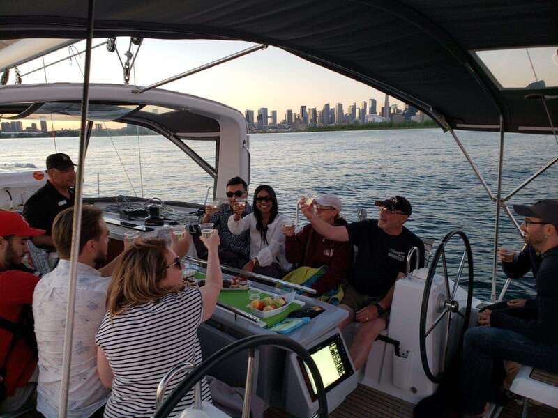 toronto-friday-night-wine-cheese-sail