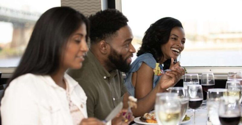toronto-mothers-day-premier-cruise-with-brunch-or-dinner