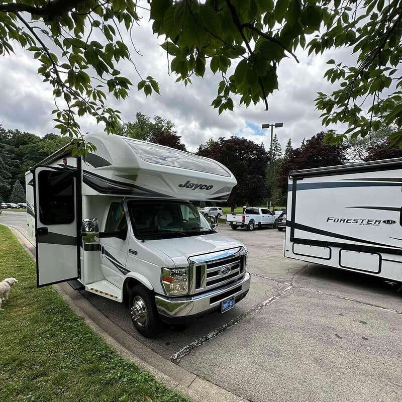 toronto-to-niagara-falls-rv-motorhome-tour-2