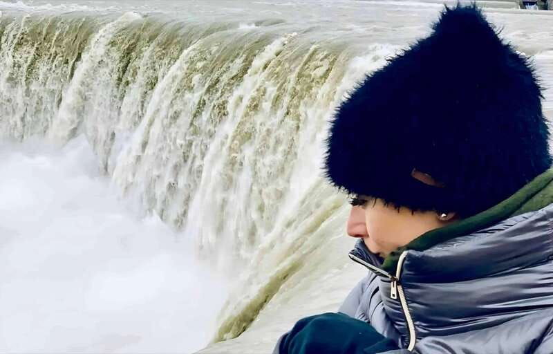 toronto-winter-niagara-falls-tour-with-attractions-package