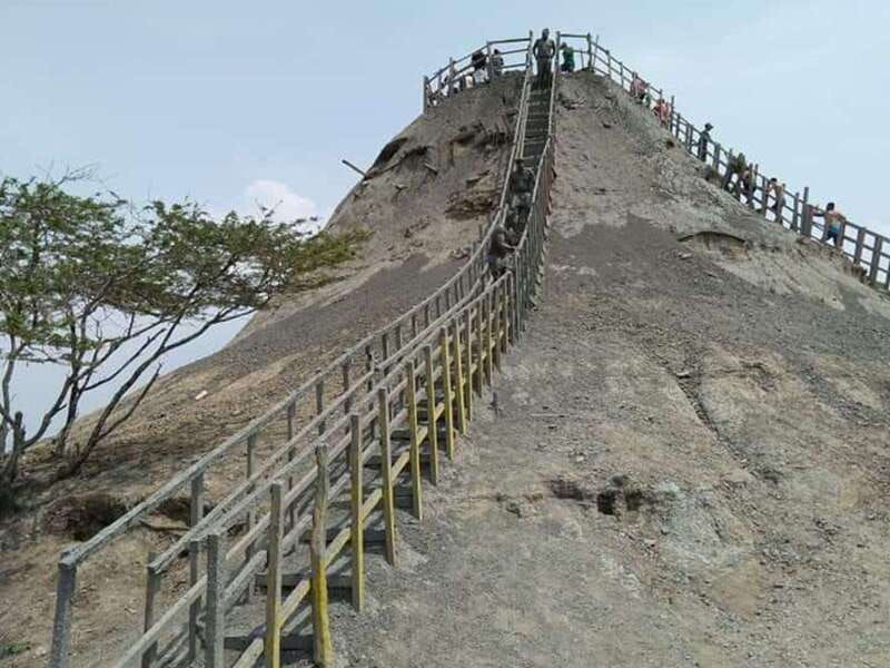 totumo-volcano-lunch