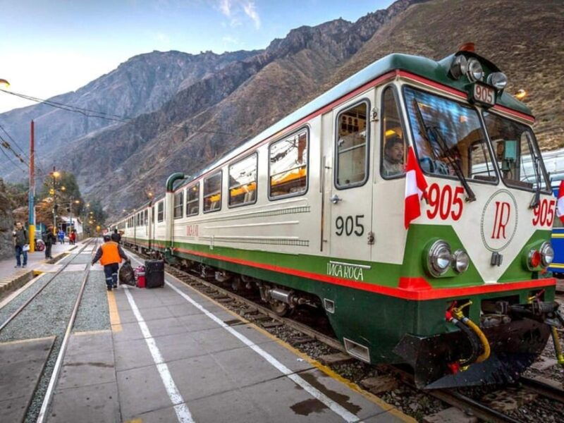 tour-to-machu-picchu-with-the-train-company-inca-rail-1d