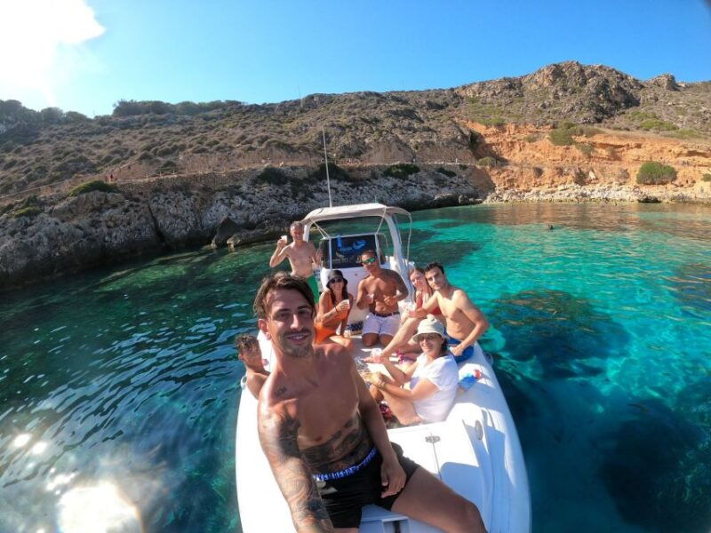 trapani-day-trip-to-favignana-and-levanzo-by-dinghy-lunch