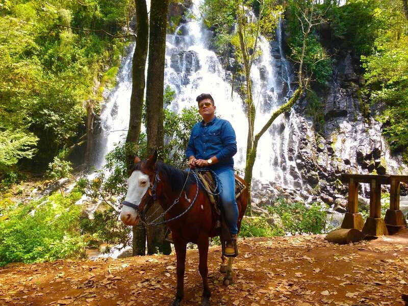 valle-de-bravo-waterfall-riding-tour