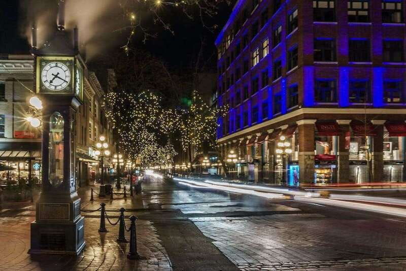 vancouver-attractions-by-twilight-guided-tour-with-dinner