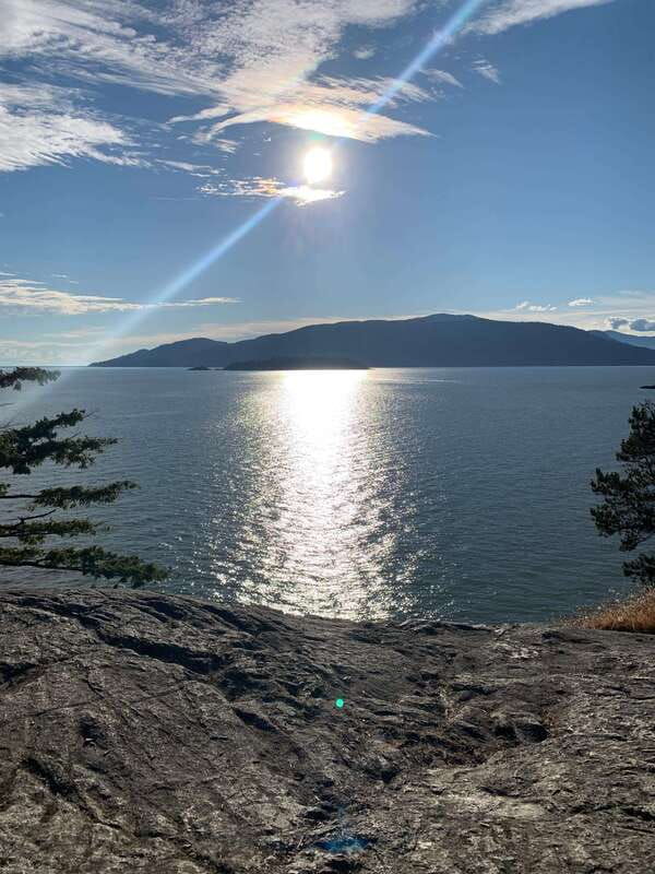 vancouver-lighthouse-park-hike
