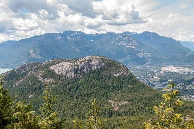 vancouver-stawamus-chief-hike-and-local-brewery-tasting