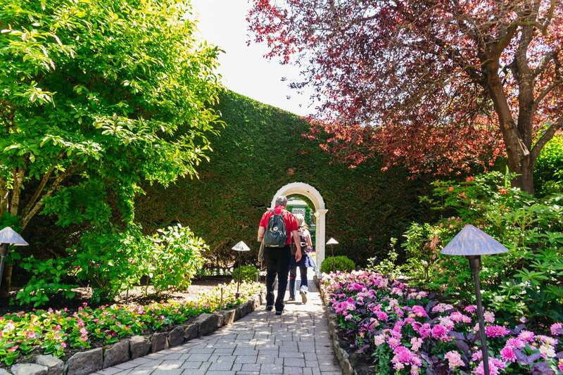 vancouver-victoria-gulf-islands-cruise-butchart-gardens