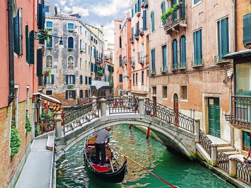 venice-hidden-treasures-walk-gondola-ride