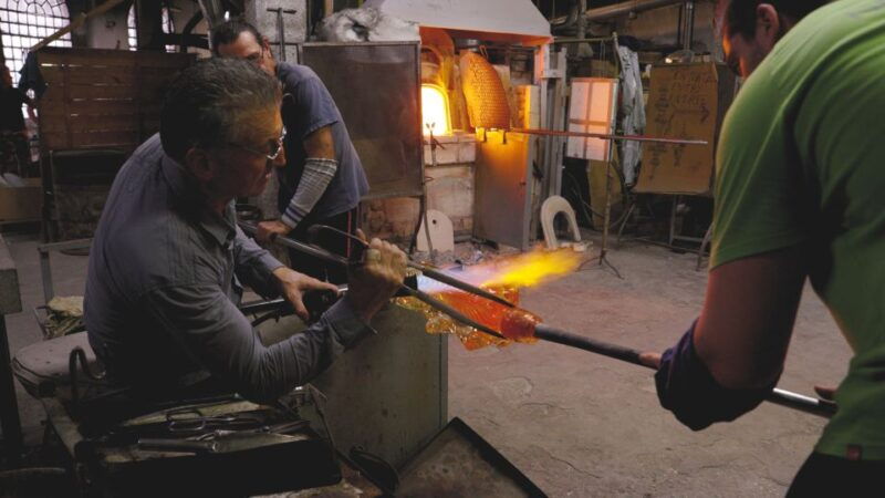 venice-murano-glass-factory-guided-tour-with-prosecco