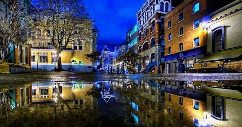victoria-ghost-tour-of-old-town-and-bastion-square