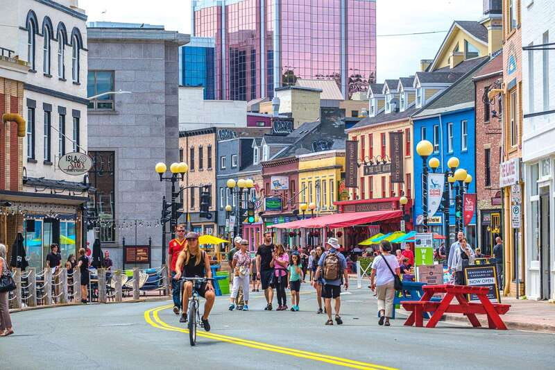 walking-on-water-90min-downtown-st-johns-tour