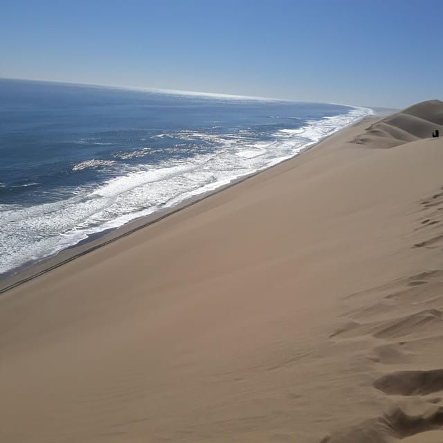 walvis-bay-kayaking-and-sandwich-harbour-full-day-tour