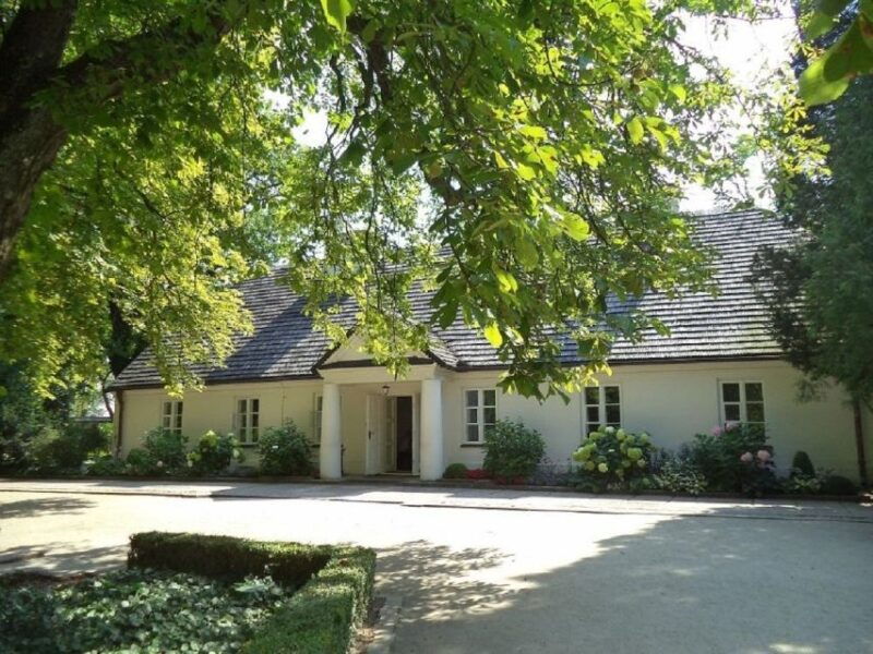 warsaw-half-day-private-chopin-tour-to-zelazowa-wola
