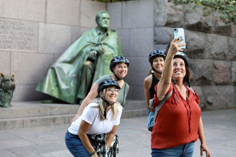 washington-dc-monuments-and-memorials-bike-tour
