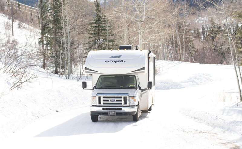 winter-hike-to-rattlesnake-point-rv-motorhome-tour
