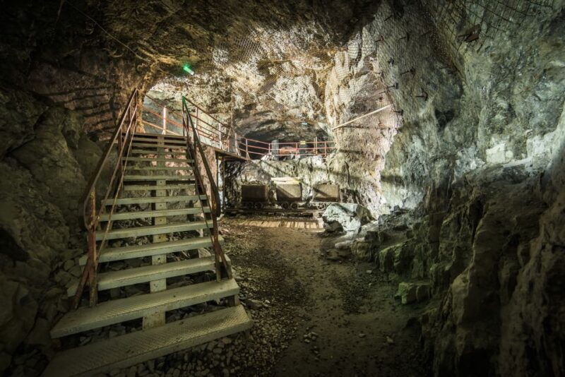 wroclaw-private-tour-to-project-riese