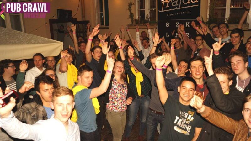 wroclaw-pub-crawl-with-free-drinks