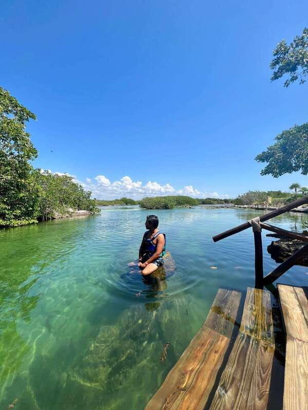 yalku-lagoon-snorkeling-with-tropical-fishes-tour