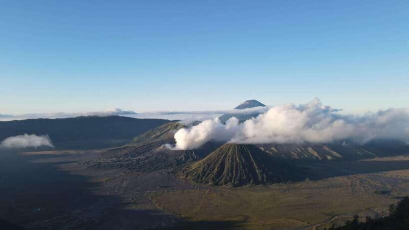 yogyakarta-bromo-tumpak-sewu-waterfall-mt-ijen