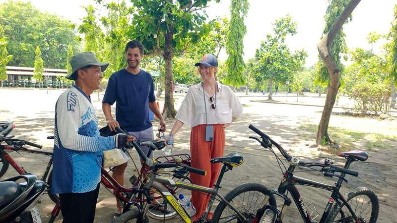 yogyakarta-prambanan-temple-cycling