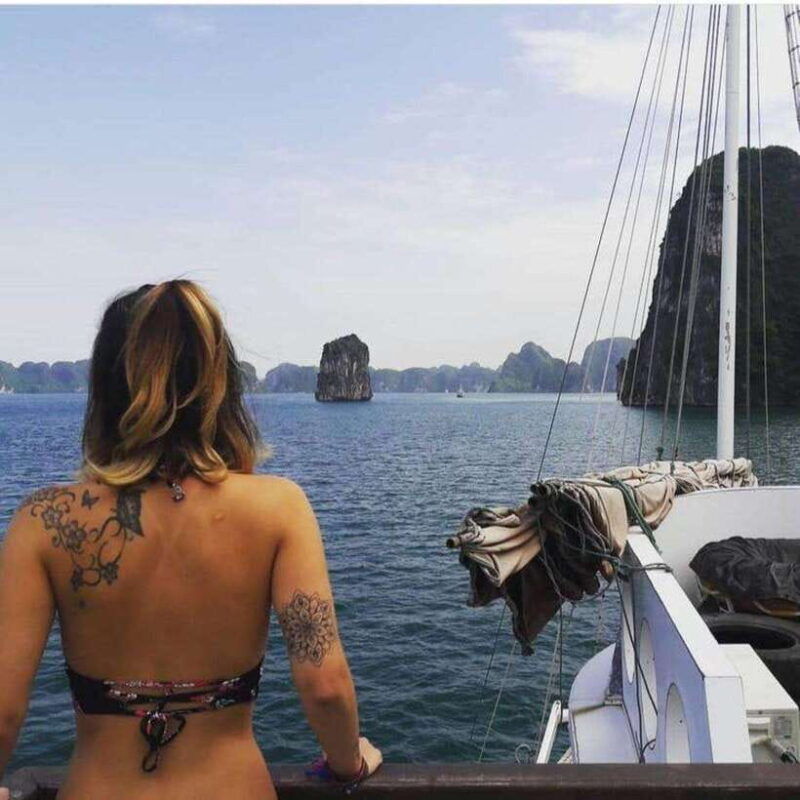 3d2n-ha-long-bay-cruise-by-oriental-sails