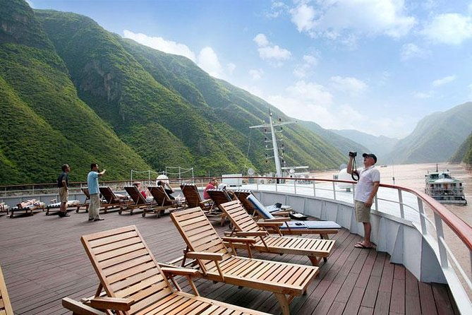 16-Day Private China Essence Tour with Yangtze River Cruise - Ending in Shanghai: Modern Marvels and Cultural Insights  
