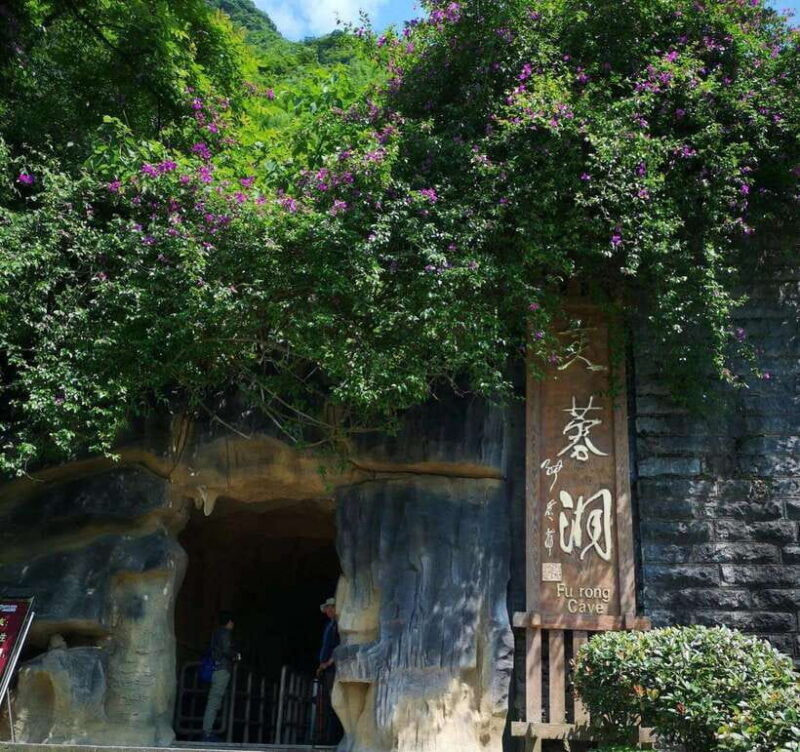 2-day-wulong-hiketripgeoparkfairy-mtfurong-cavecar-incld