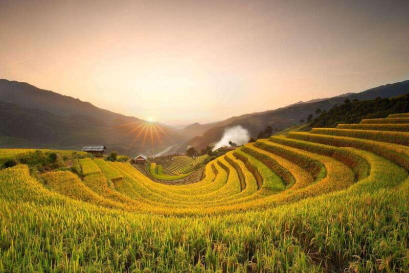 2-days-trekking-and-motorbike-tour-in-mu-cang-chai