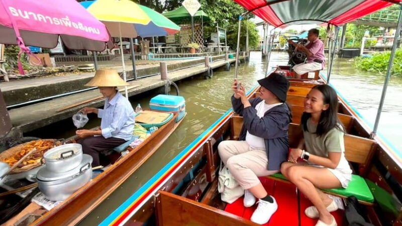 2-hours-private-bangkok-canal-boat-tour-by-long-tail-boat
