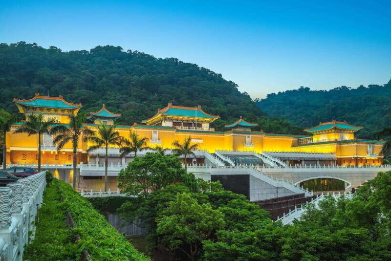 4-days-private-tour-taipei-jiufen-sun-moon-lake-taichung